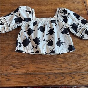 Maurices 100% Cotton Black & Cream Floral Peasant Blouse Small Boho Top